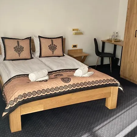 住宿加早餐酒店 Dw Szarotka Bialka Tatrzanska