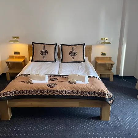 住宿加早餐酒店 Dw Szarotka Bialka Tatrzanska