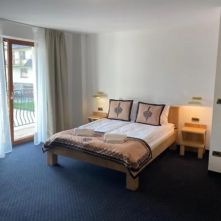 Dw Szarotka Białka Tatrzańska