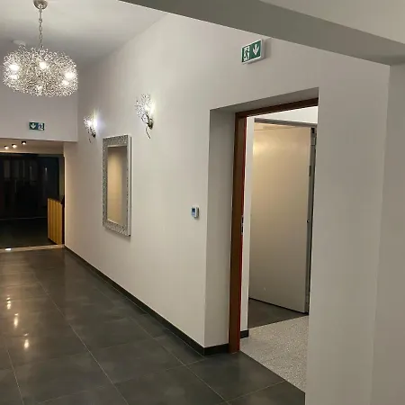 住宿加早餐酒店 Dw Szarotka