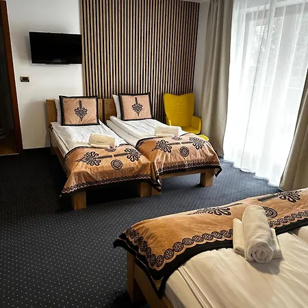 Dw Szarotka 住宿加早餐酒店 3*