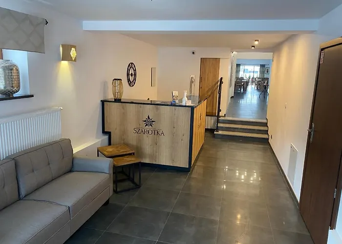 Nocleg ze śniadaniem Dw Szarotka 3*