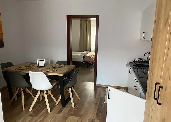 Nocleg ze śniadaniem Dw Szarotka