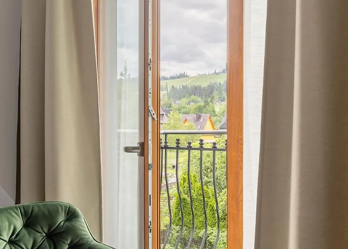 Dw Szarotka Białka Tatrzańska